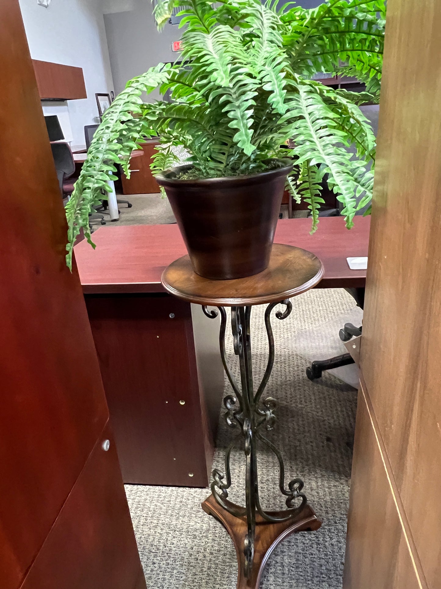 Plant stand
