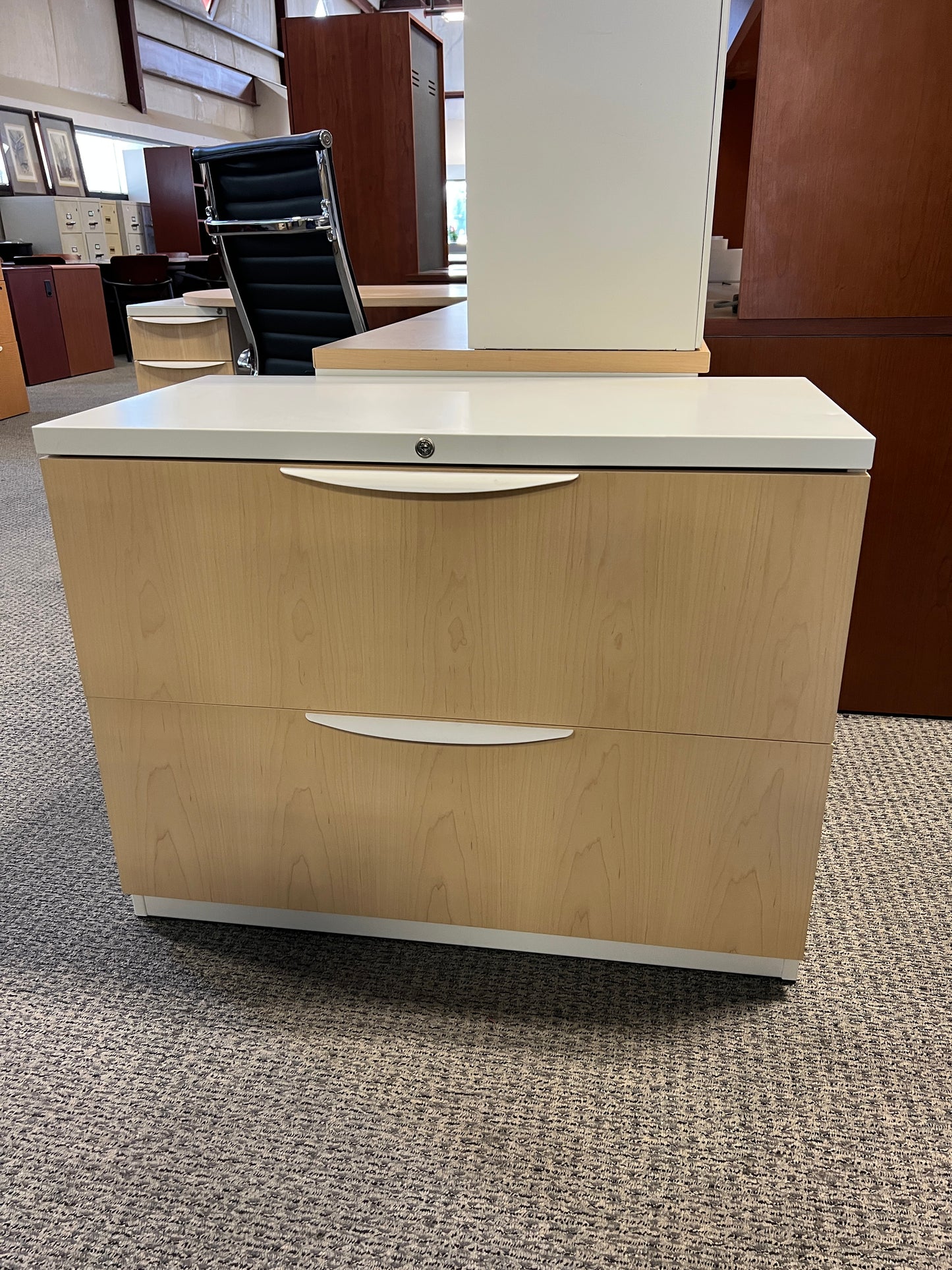 Haworth blond and white u shaped desk