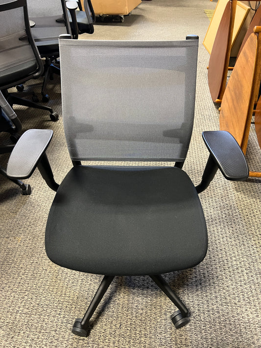 Sit on It Wit Mid-Back Task Chair