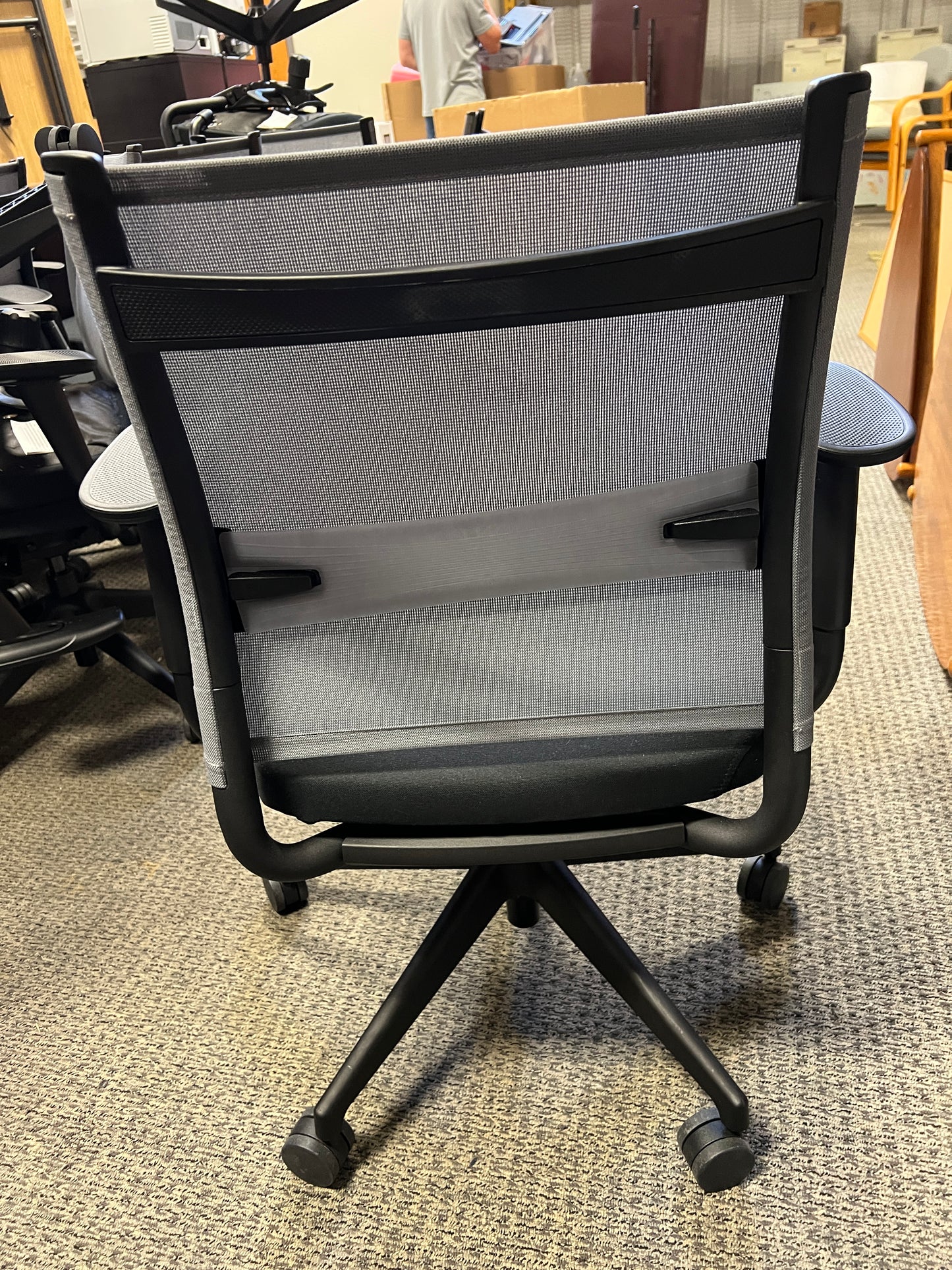 Sit on It Wit Mid-Back Task Chair