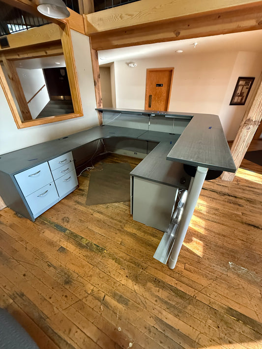 Reception desk